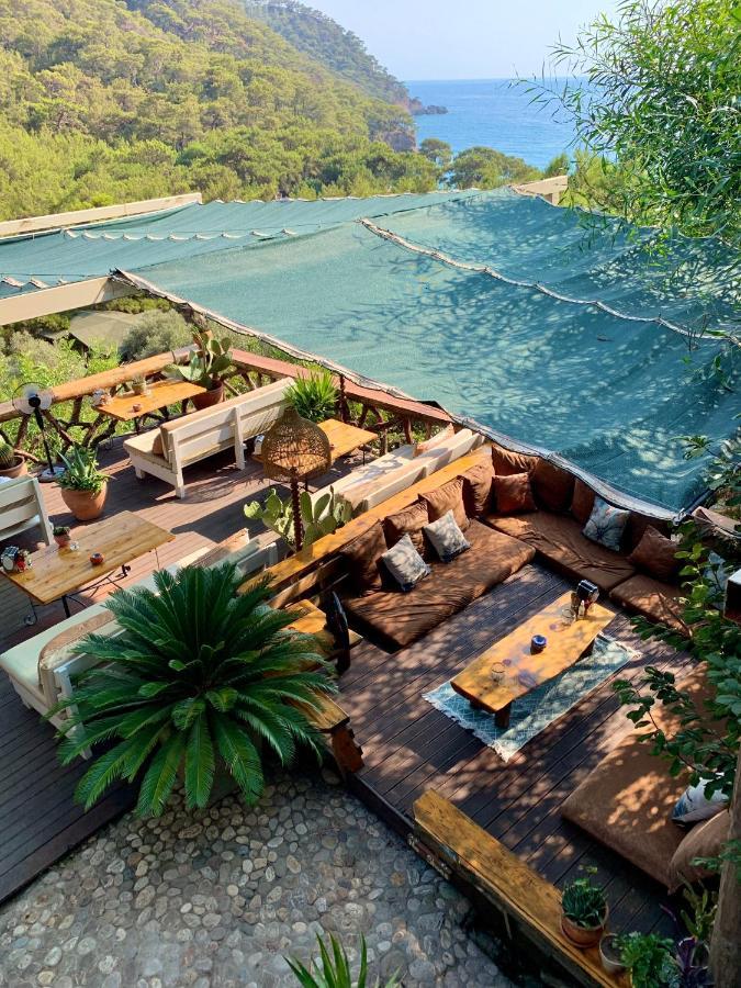 Large Bungalow With Sea View In Kabak Bay, Oeluedeniz Fethiye Eksteriør billede