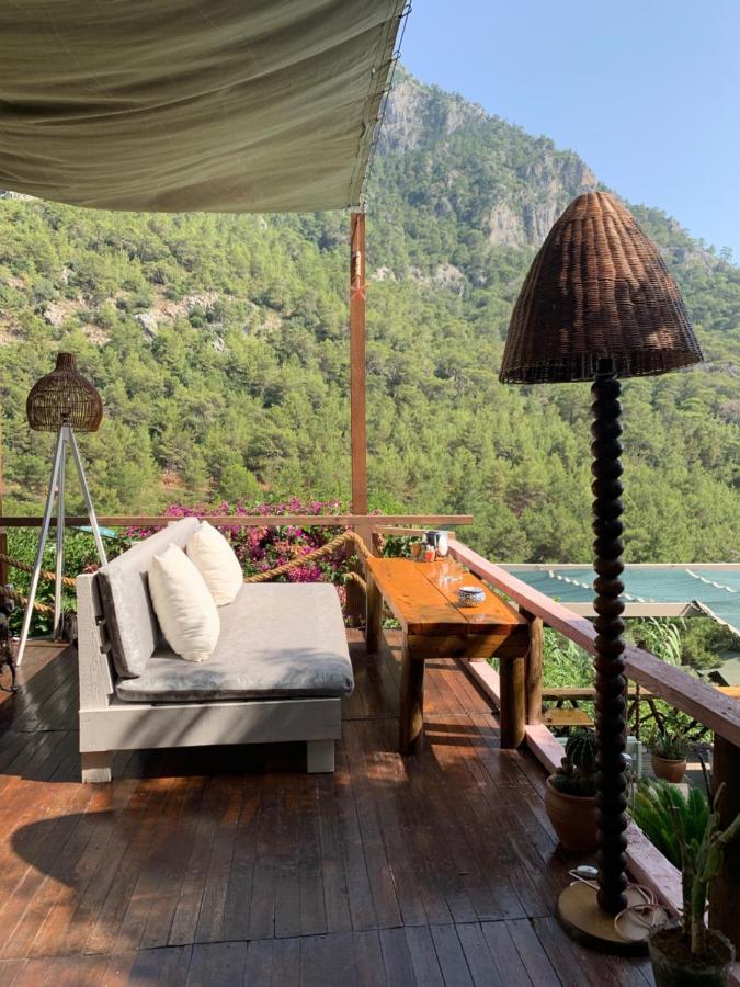 Large Bungalow With Sea View In Kabak Bay, Oeluedeniz Fethiye Eksteriør billede