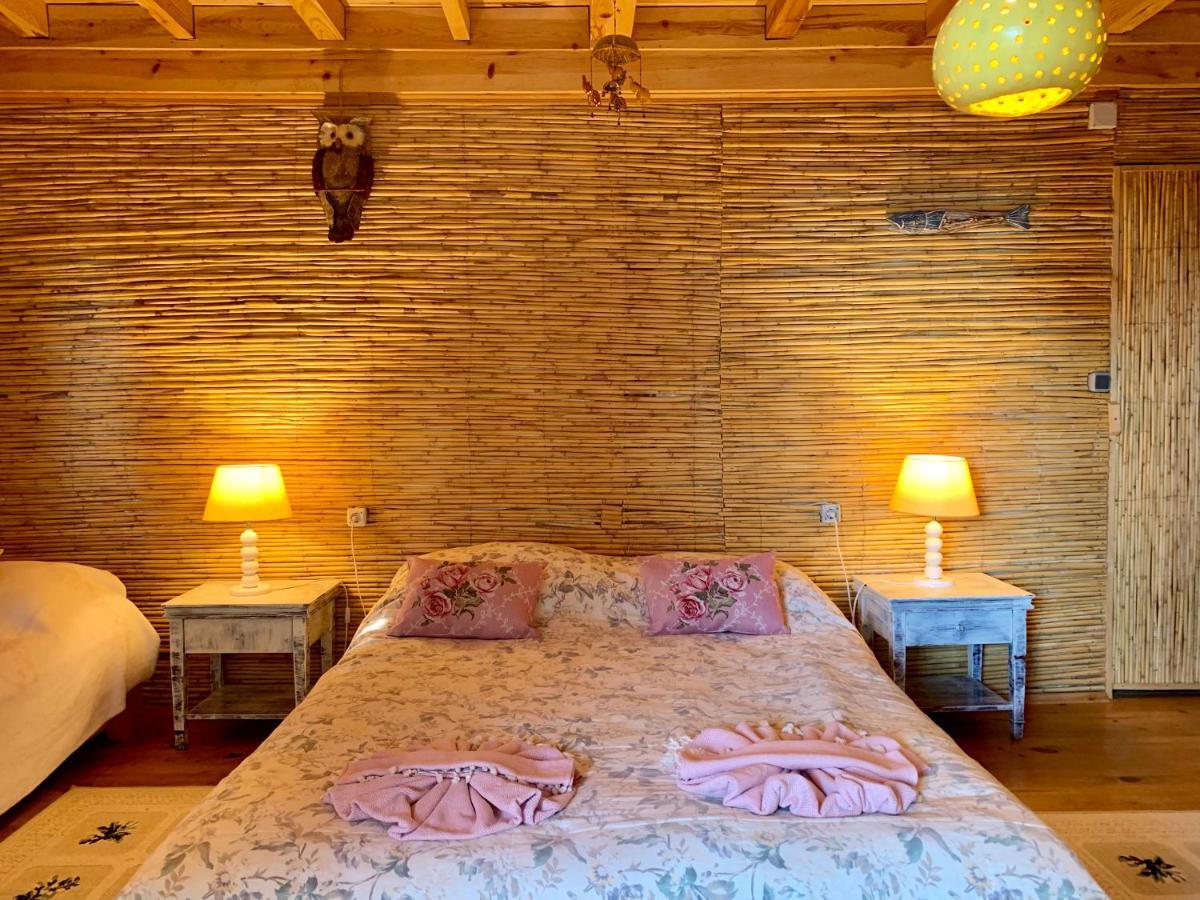 Large Bungalow With Sea View In Kabak Bay, Oeluedeniz Fethiye Eksteriør billede